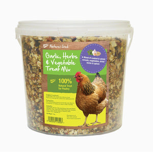 Natures Grub 1.2kg Bucket Garlic, Herbs & Vegetable Treat Mix
